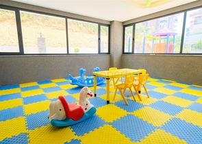 شقة جديدة بغرفة نوم واحدة في محمودلار