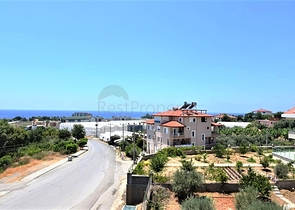 فيلا مطلة على البحر الأبيض المتوسط في منطقة دميرتاش