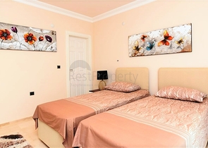 فيلا مطلة على البحر الأبيض المتوسط في منطقة دميرتاش