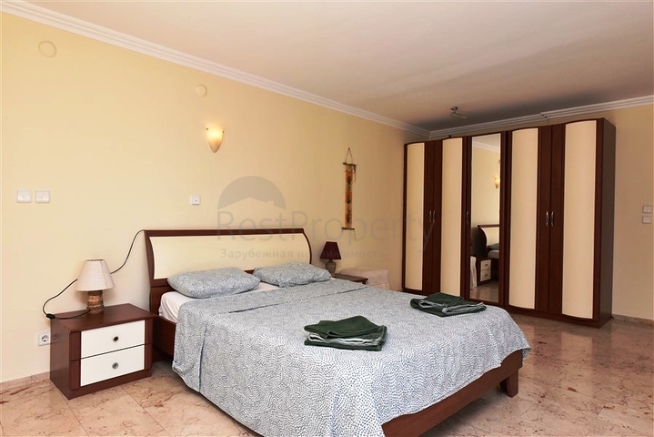 فيلا في منطقة كوناكلي