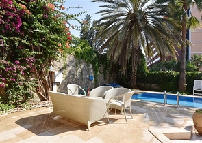 فيلا في منطقة كوناكلي