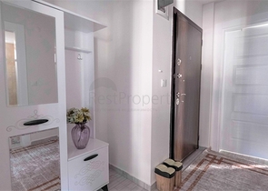 شقة بمساحة كبيرة في محمودلار