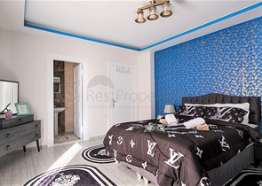 شقة بمساحة كبيرة في محمودلار