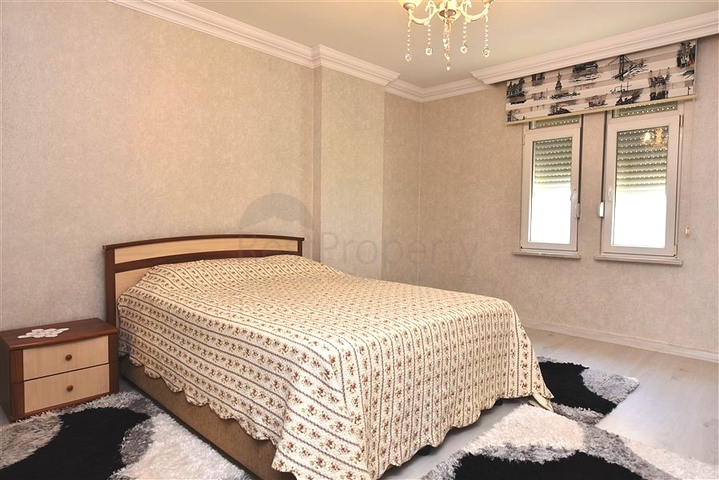 شقة 2+1 مع مطبخ منفصل في منطقة محمودلار