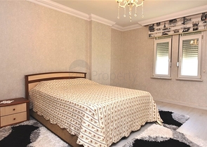 شقة 2+1 مع مطبخ منفصل في منطقة محمودلار