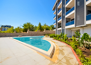 شقة 1+1 في أوبا في مجمع قيد الإنشاء 