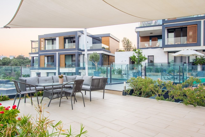 شقق في وسط بودروم تطل على البحر والمدينة!