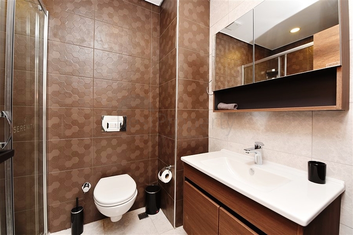 شقق 1+1 في مجمع فاخر