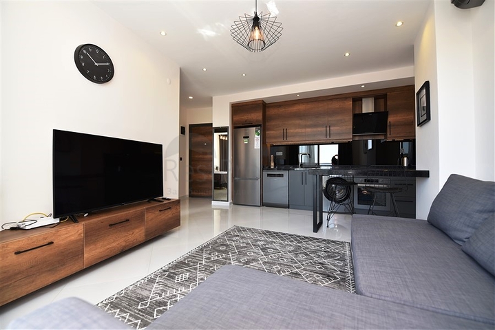 شقة فاخرة 1+1 في منطقة محمودلار