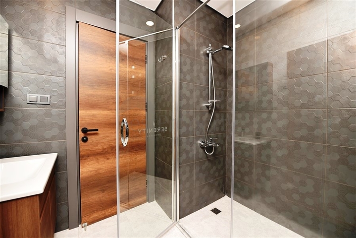 شقة فاخرة 1+1 في منطقة محمودلار