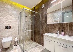 شقة رائعة 3 + 1 في منطقة أوبا