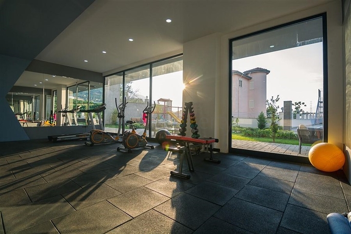 شقق 1+1 في مجمع جديد به بنية تحتية فندقية