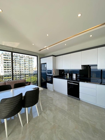 اطلالة بحر ساحرة - شقة ضمن مجمع فاخر -2 غرفة وصالة -في مهموتلار / الانيا 