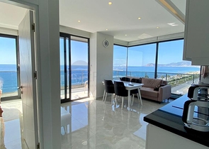 اطلالة بحر ساحرة - شقة ضمن مجمع فاخر -2 غرفة وصالة -في مهموتلار / الانيا 