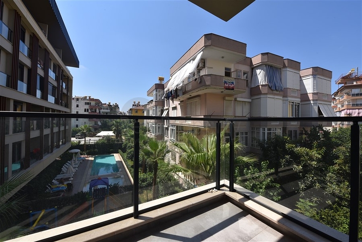 شقة للإيجار في وسط ألانيا