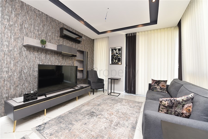 شقة للإيجار في وسط ألانيا