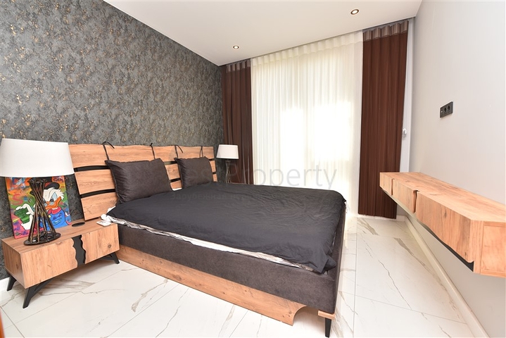 شقة للإيجار في وسط ألانيا