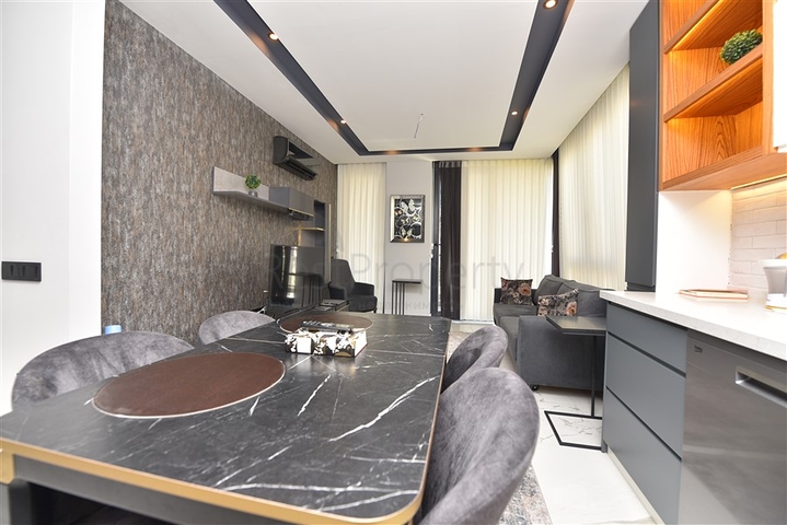 شقة للإيجار في وسط ألانيا