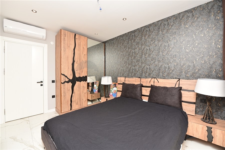 شقة للإيجار في وسط ألانيا