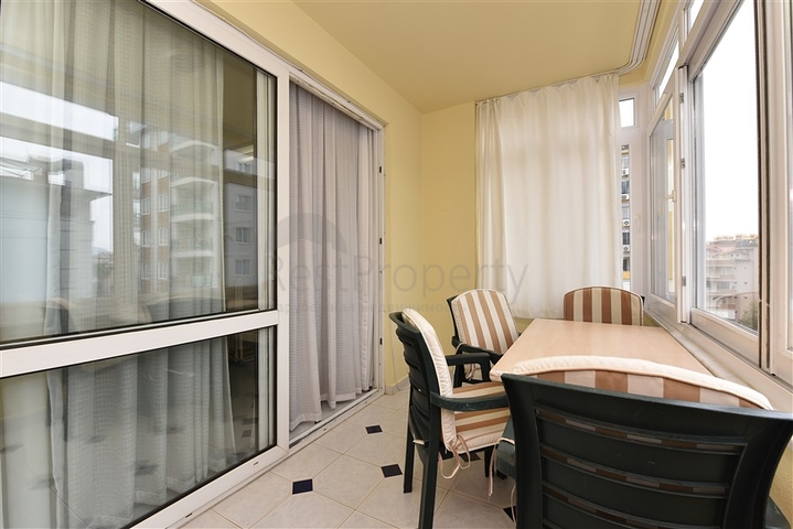 1 + 1 شقة للإيجار في وسط ألانيا