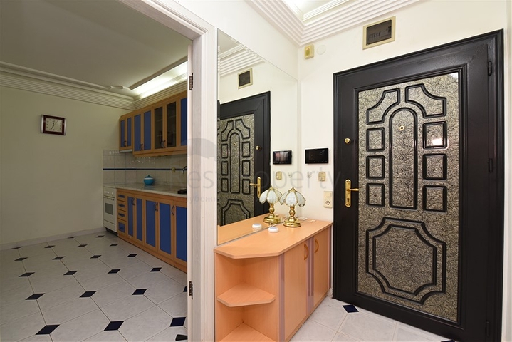 1 + 1 شقة للإيجار في وسط ألانيا