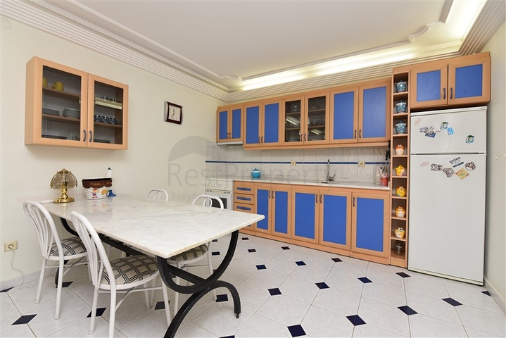 1 + 1 شقة للإيجار في وسط ألانيا