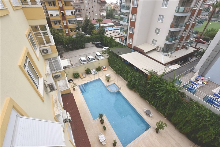 1 + 1 شقة للإيجار في وسط ألانيا