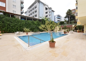 1 + 1 شقة للإيجار في وسط ألانيا