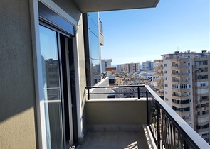 شقق 1+1 في مجمع حديث جديد