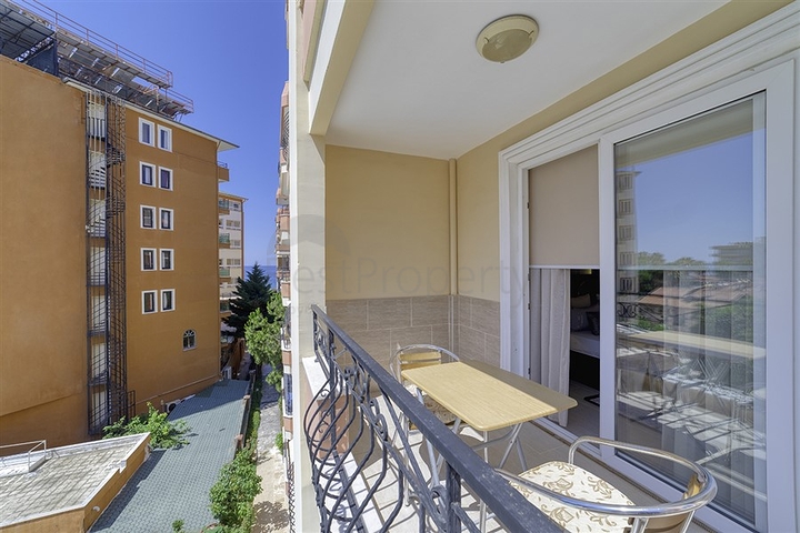 شقة 2 + 1 على الساحل الأول في محمودلار