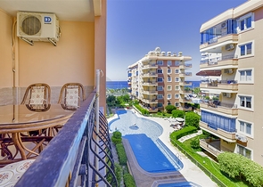 شقة 2 + 1 على الساحل الأول في محمودلار