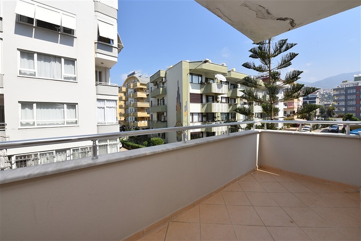 شقة 3 + 1 في وسط ألانيا