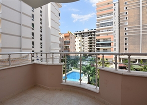 شقة في محمودلار