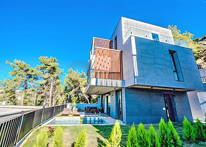 مشروع فريد من نوعه لمجمع من الفيلات للحصول على الجنسية في كوناكلي