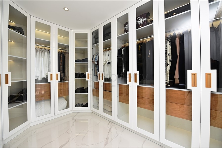 شقة فاخرة 4 + 1 في مجمع ألانيا المرموق