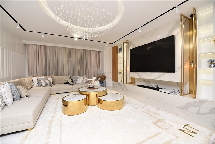 شقة فاخرة 4 + 1 في مجمع ألانيا المرموق