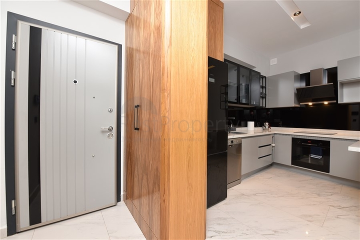 شقة بغرفة نوم واحدة على السطر الأول في كارجيجاك