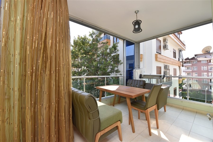 شقة 3+1 بالقرب من البحر في وسط ألانيا