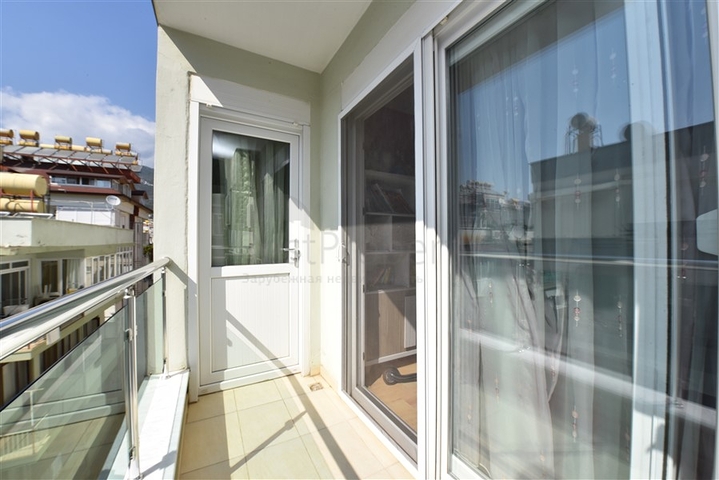 شقة 3+1 بالقرب من البحر في وسط ألانيا