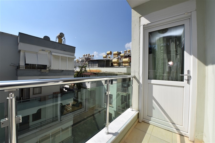 شقة 3+1 بالقرب من البحر في وسط ألانيا