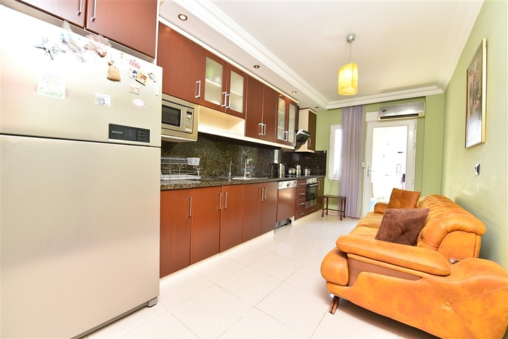 شقة 3+1 بالقرب من البحر في وسط ألانيا