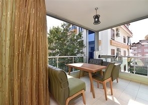 شقة 3+1 بالقرب من البحر في وسط ألانيا