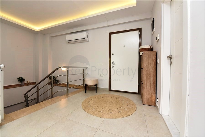 شقة دوبلكس واسعة في منطقة النخبة كارجيجاك