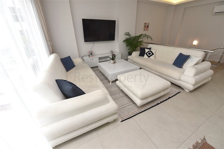 شقة دوبلكس واسعة في منطقة النخبة كارجيجاك