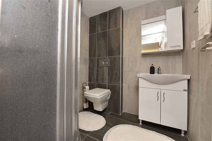 شقة دوبلكس واسعة في منطقة النخبة كارجيجاك