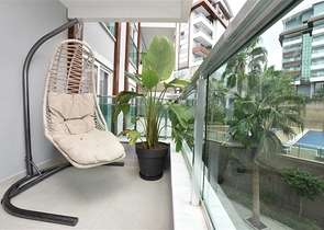 شقة دوبلكس واسعة في منطقة النخبة كارجيجاك