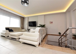 شقة دوبلكس واسعة في منطقة النخبة كارجيجاك