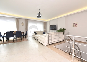 شقة دوبلكس واسعة في منطقة النخبة كارجيجاك