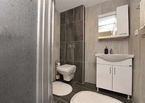 شقة دوبلكس واسعة في منطقة النخبة كارجيجاك