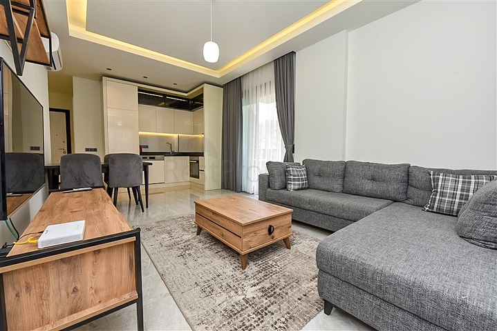 شقة بغرفتي نوم للإيجار 300 متر من شاطئ كليوباترا